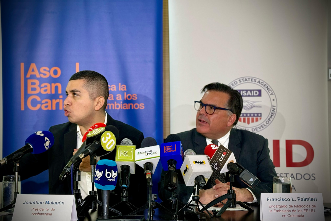 Jonathan Malagón y Francisco L. Palmieri, Embajador de Estados Unidos en Colombia